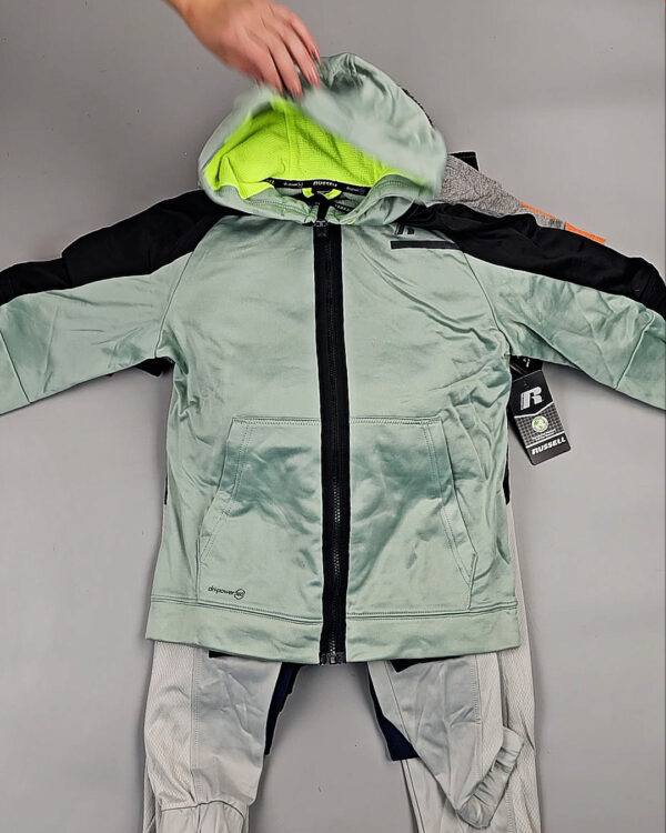 Фотография  408 - Спортивные костюмы дети CAN#6 кг, ЛОТ СТ-9739 оптом в Пензе и Пензенской области