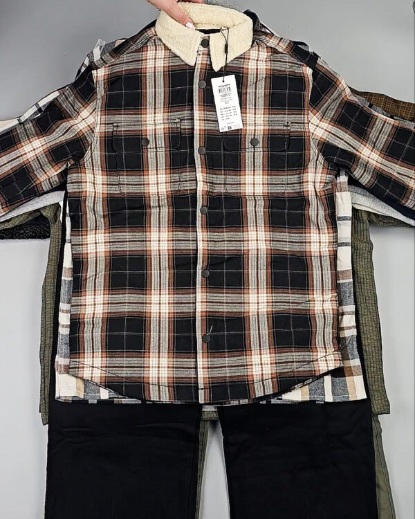 Фотография  928 - JACK JONES Men Winter mix 045#15 кг, ЛОТ СТ-9965 оптом в Пензе и Пензенской области