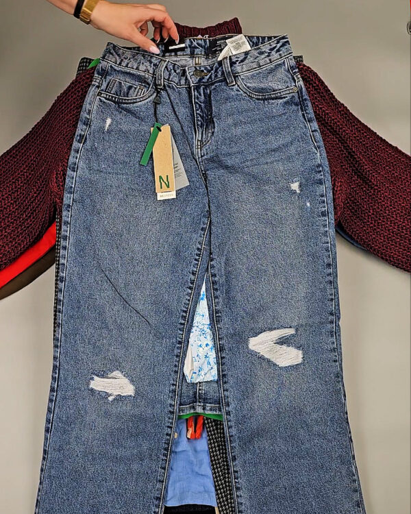 Фотография  801 - DK+Bestseller 085#16 кг, ЛОТ СТ-9950 оптом в Пензе и Пензенской области