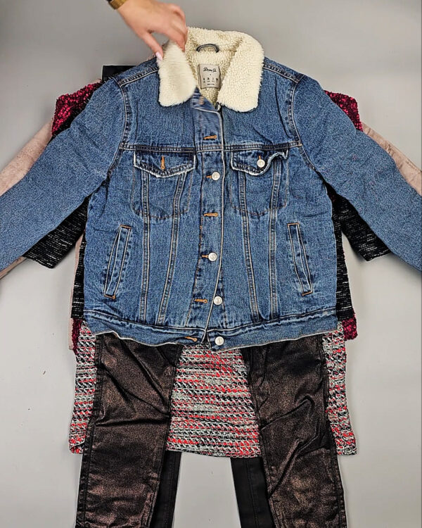 Фотография  676 - Женский микс зима (Winter mix)#20 кг, ЛОТ СХ-0205 оптом в Пензе и Пензенской области