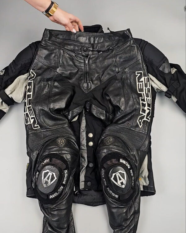 Фотография  258 - МОТО одежда mix БМ#19,4 кг, ЛОТ СХ-0277 оптом в Пензе и Пензенской области