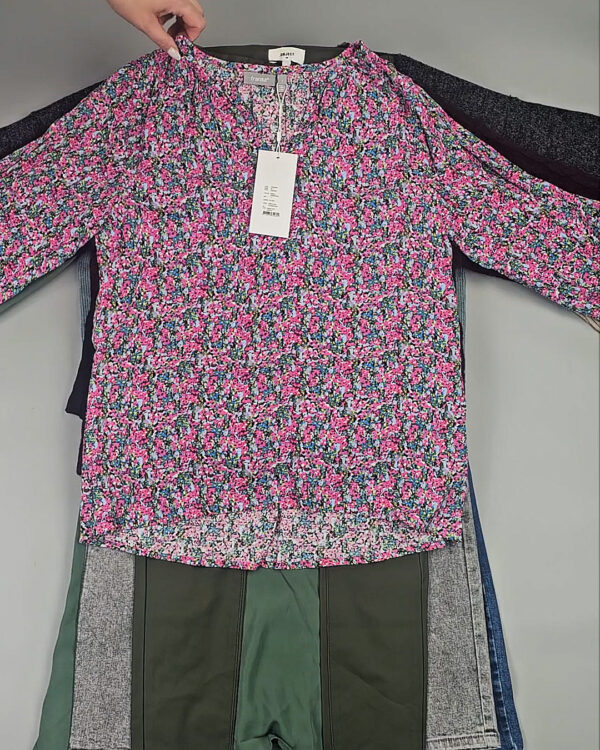 Фотография  605 - DK+Bestseller Winter mix 064#9,2 кг, ЛОТ СТ-10090 оптом в Пензе и Пензенской области