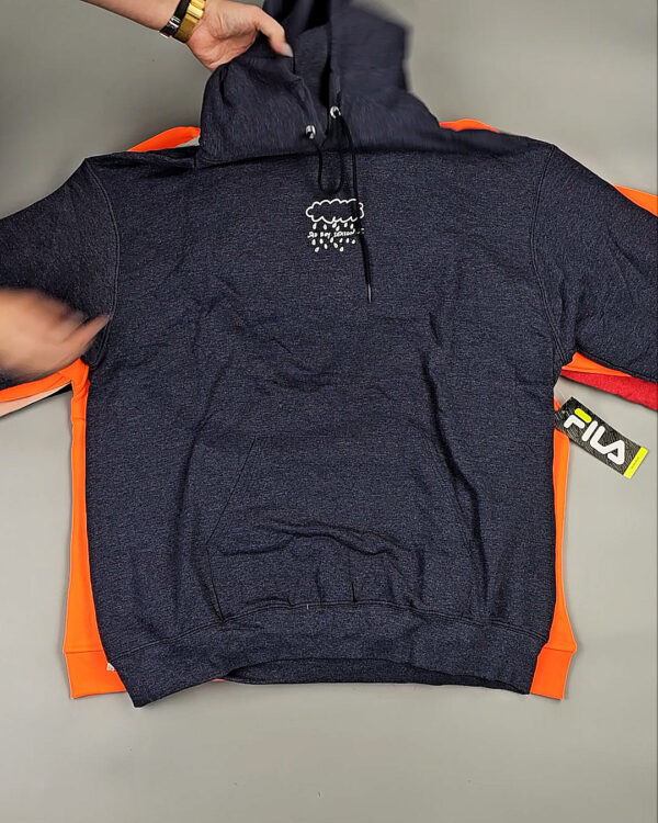 Фотография  684 - Толстовки СТОК CAN 0424#10 кг, ЛОТ СТ-10136 оптом в Пензе и Пензенской области