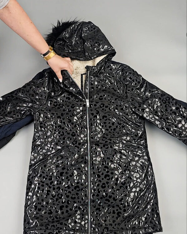 Фотография  830 - Куртки детские (Children Anoraks)#11 кг, ЛОТ СХ-0281 оптом в Пензе и Пензенской области