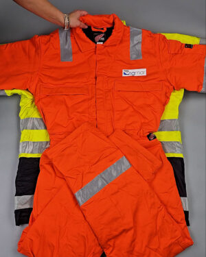 Фотография  584 - Рабочая одежда mix БМ#25 кг, ЛОТ СХ-0266 оптом в Пензе и Пензенской области