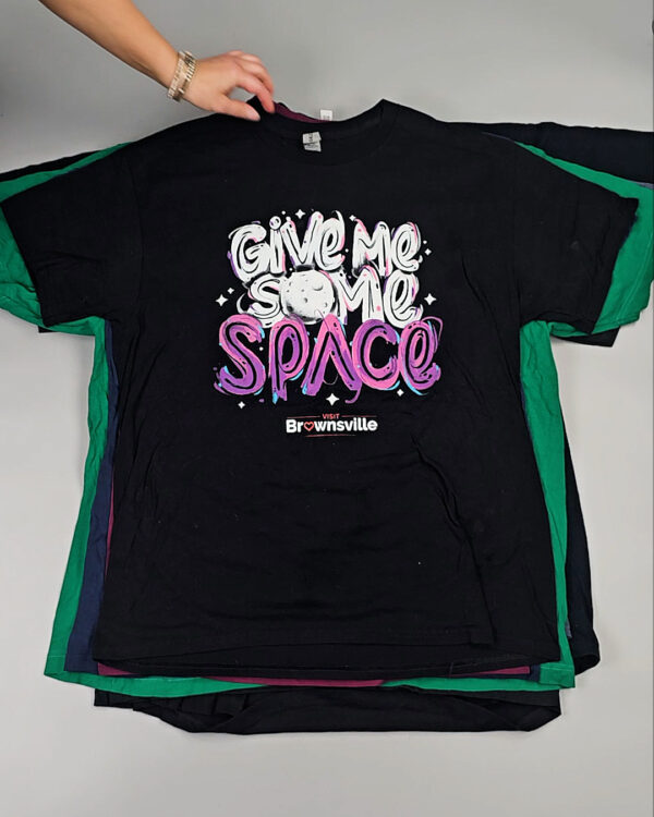 Фотография  656 - Футболки м/ж (Super T-Shirts Printed)#10 кг, ЛОТ СХ-0270 оптом в Пензе и Пензенской области